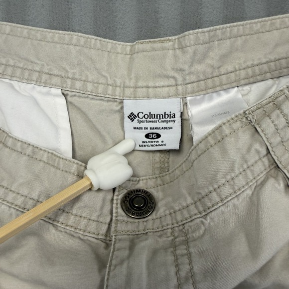 Columbia Shorts Mens 36 Gray Cargo Canvas Pockets  Casual Travel - Picture 2 of 3